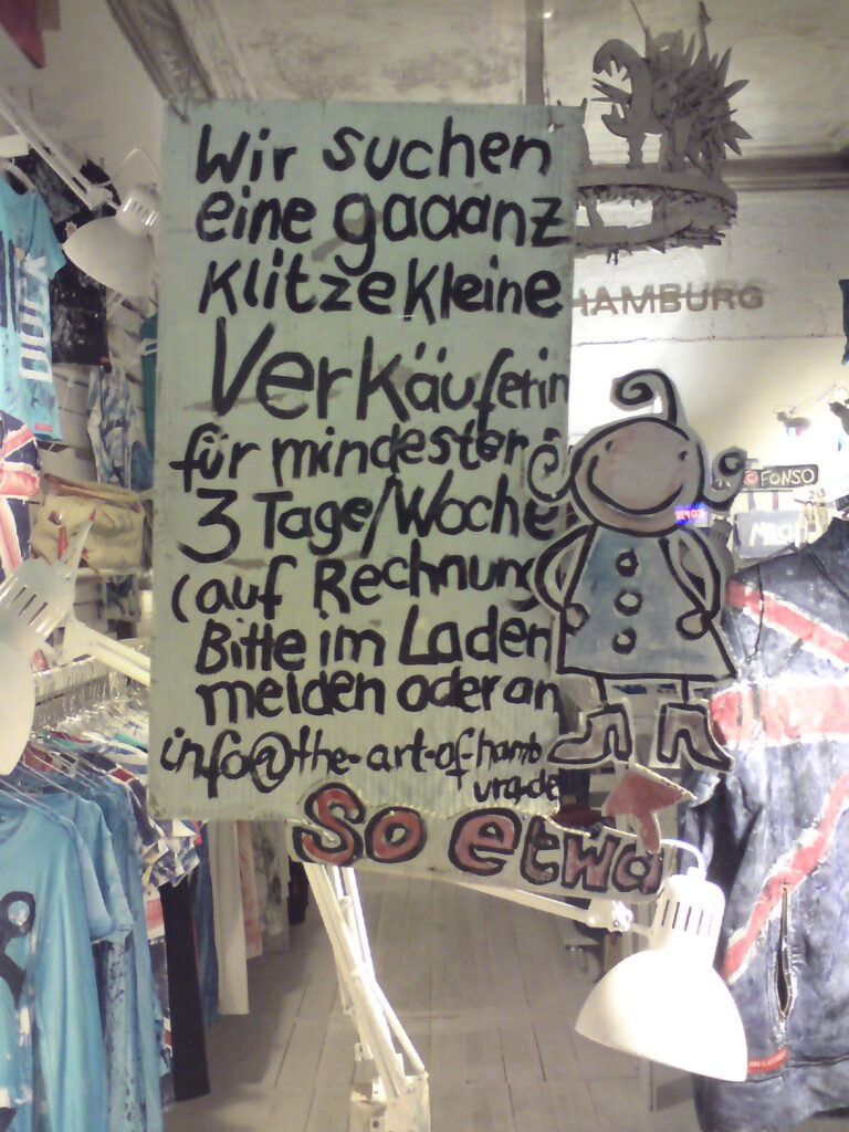 Plakat: Wir suchen eine gaaanz klitzekleine Verkäuferin