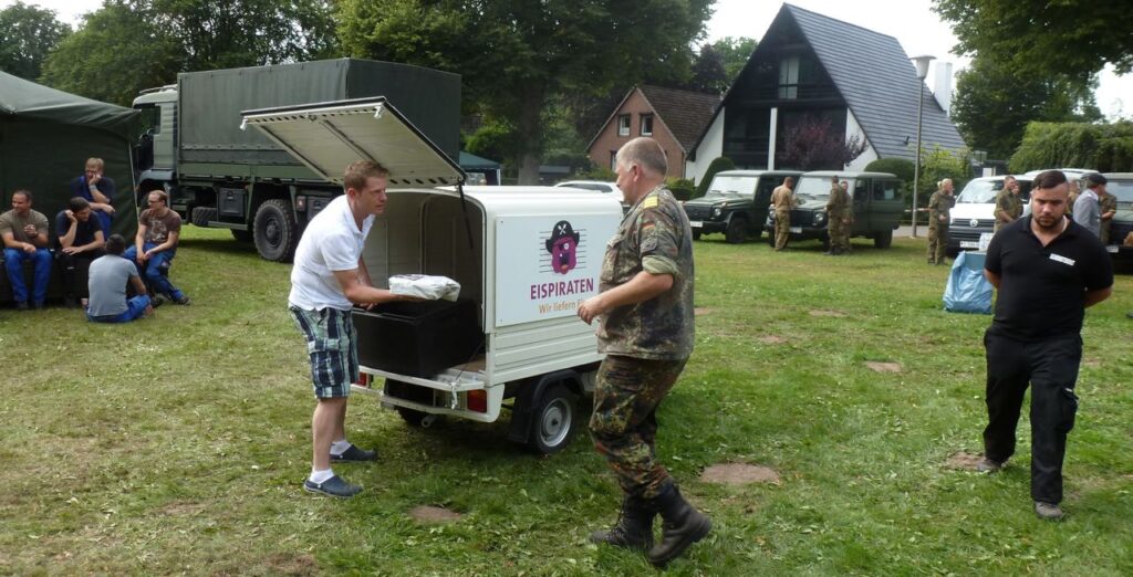 Eismann liefert Eis.